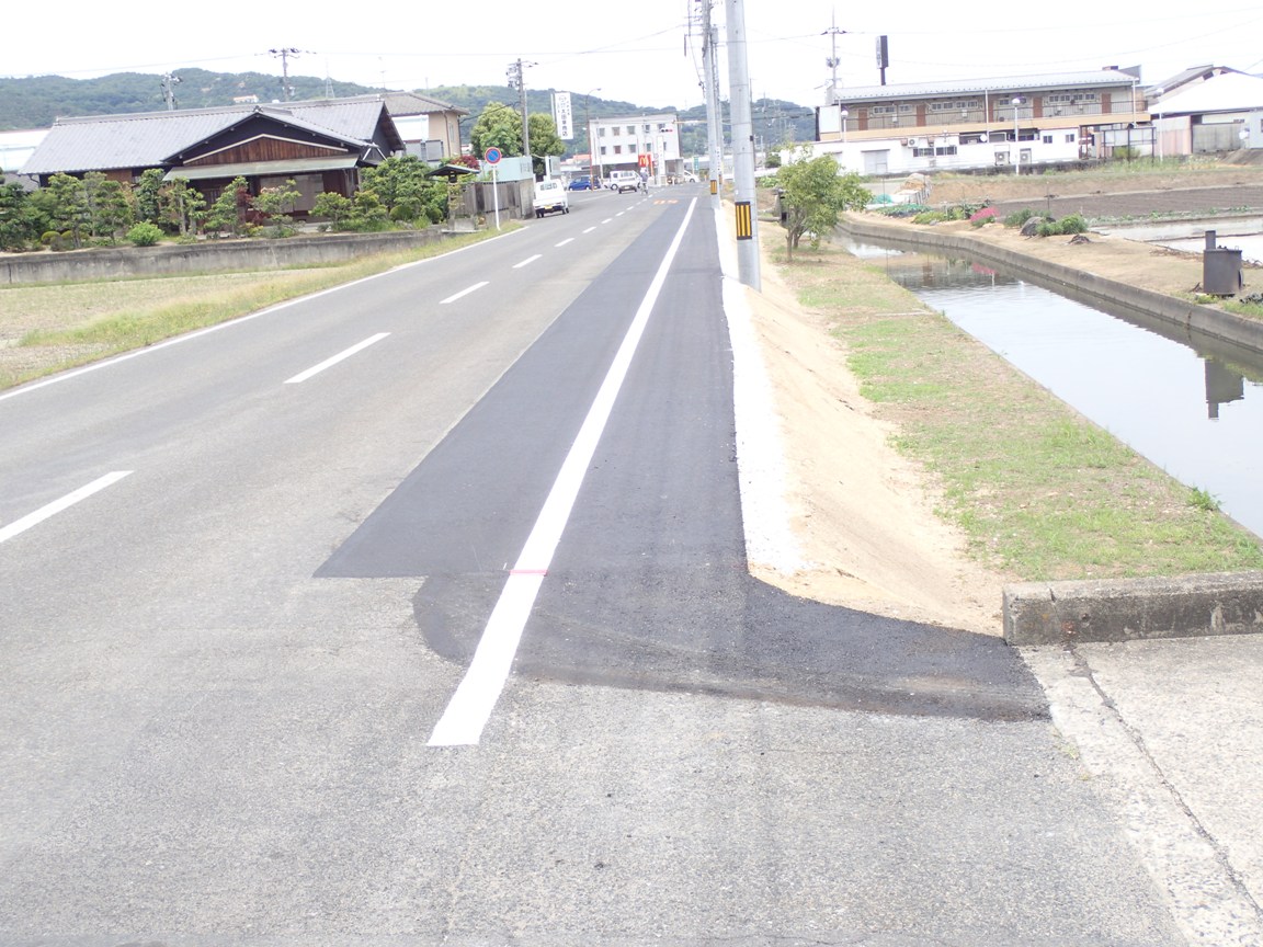 山地栗坂線道路改良工事の画像